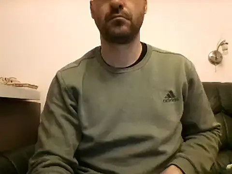 Snapshot of playman83 chatting on 03.22.25 playman83 online show from 03.22.25