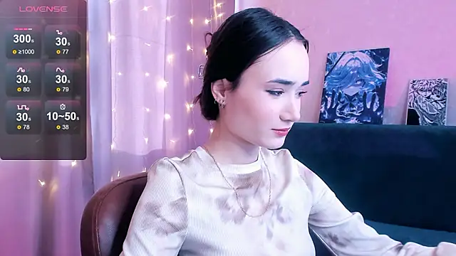 Snapshot of Lillllos chatting on 02.14.26 Lillllos online show from 02.14.26