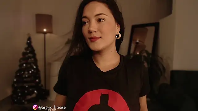 Artworktease online show from 12.11.24