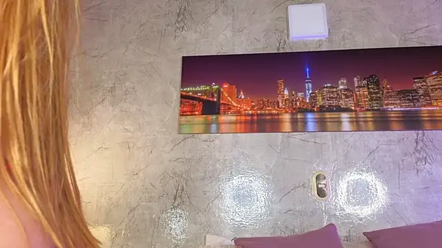 zaraquiinn online show from 03.31.26