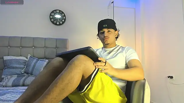 samxx muscle online show from 10.03.25