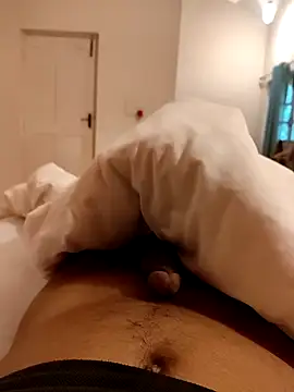 Snapshot of UAjit chatting on 09.20.25 UAjit online show from 09.20.25