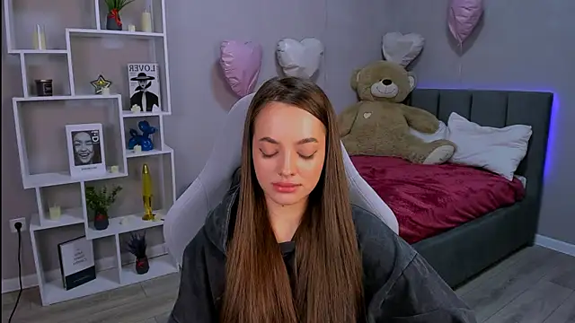 MelanieAlves online show from 03.23.26