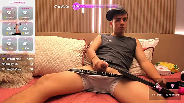 Snapshot of Hotboy21_ chatting on 03.21.25 Hotboy21  online show from 03.21.25