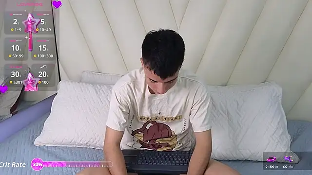 Snapshot of Hotboy21_ chatting on 09.14.25 Hotboy21  online show from 09.14.25