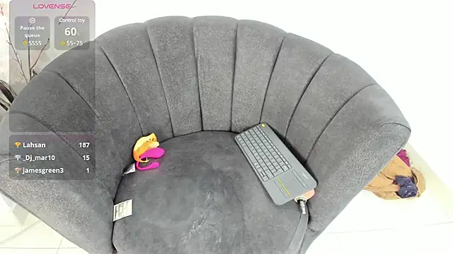 Elaine87  online show from 03.23.25