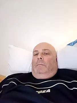 Snapshot of Alexis_Bull chatting on 03.19.25 Alexis Bull online show from 03.19.25