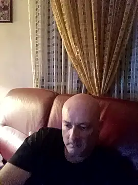 Snapshot of Alexis_Bull chatting on 09.14.25 Alexis Bull online show from 09.14.25