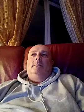 Alexis Bull online show from 03.17.26