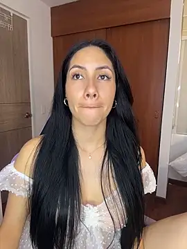 ArianaReynoldss online show from 02.09.26