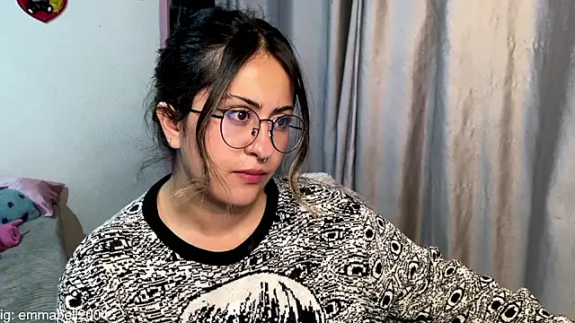 emma  bell  online show from 04.17.26