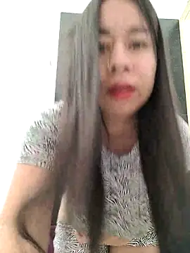 Snapshot of Yuli_Mars chatting on 04.23.26 Yuli Mars online show from 04.23.26