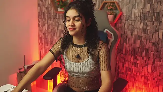 bonniie 98  online show from 04.04.26