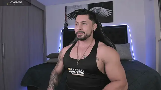 santi aesthetic online show from 04.11.26