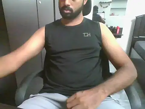 lovelyakash69 online show from 04.02.26