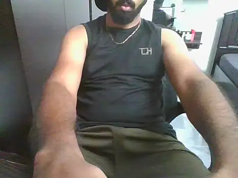 Snapshot of lovelyakash69 chatting on 06.21.26 lovelyakash69 online show from 06.21.26