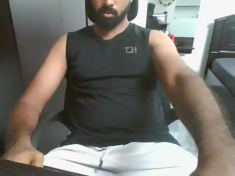 Snapshot of lovelyakash69 chatting on 06.29.26 lovelyakash69 online show from 06.29.26