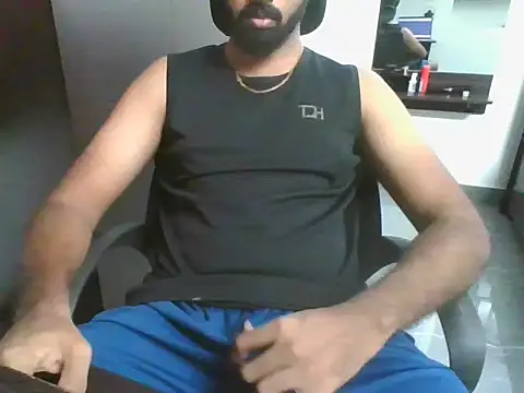 Snapshot of lovelyakash69 chatting on 06.30.26 lovelyakash69 online show from 06.30.26