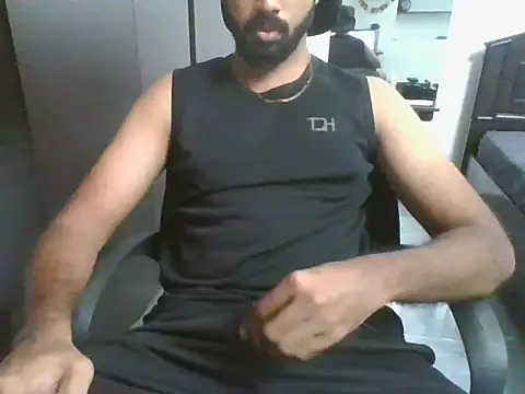 Snapshot of lovelyakash69 chatting on 07.25.26 lovelyakash69 online show from 07.25.26