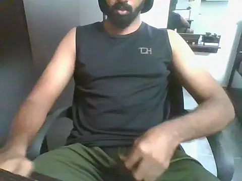 Snapshot of lovelyakash69 chatting on 08.04.26 lovelyakash69 online show from 08.04.26