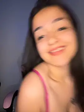 Snapshot of Manu_2002_ chatting on 10.24.25 Manu 2002  online show from 10.24.25