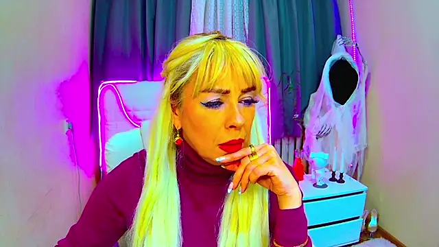 KatrinaCharm online show from 10.10.25