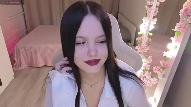 Snapshot of Betty__Davvis chatting on 01.19.26 Betty Davvis online show from 01.19.26