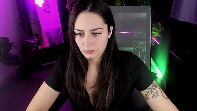 ValeriiMills online show from 02.11.26