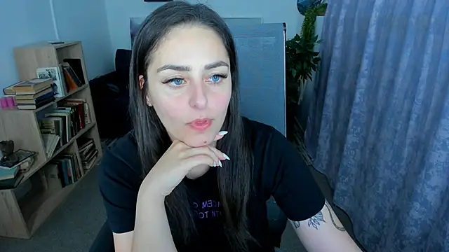 ValeriiMills online show from 06.01.26