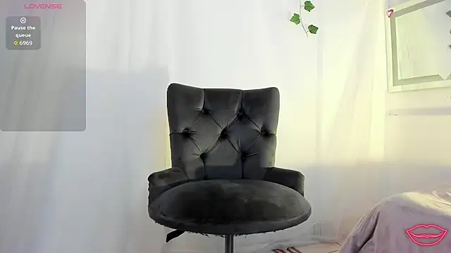  Orquidea  online show from 02.26.26