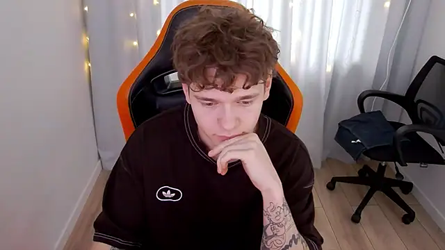 DanyDavis online show from 04.09.26