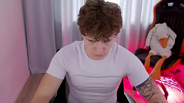 DanyDavis online show from 04.17.26