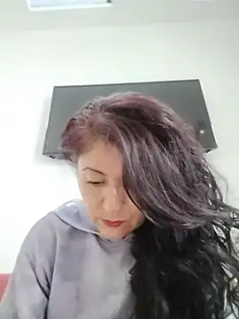 Snapshot of lunadicty chatting on 07.16.26 lunadicty online show from 07.16.26