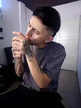 Chris  Jones online show from 12.16.25