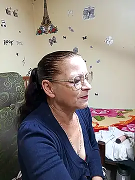 katrina perez online show from 09.12.25