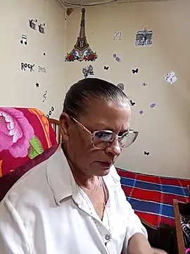 katrina perez online show from 10.08.25