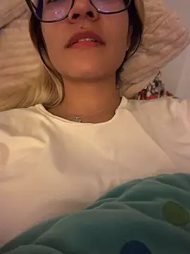 Pretty roxxyy online show from 06.07.26