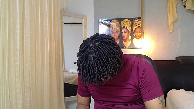Snapshot of black_king_241 chatting on 10.02.25 black king 241 online show from 10.02.25