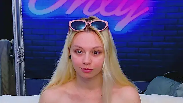 Snapshot of AlessiaCroft chatting on 06.06.26 AlessiaCroft online show from 06.06.26