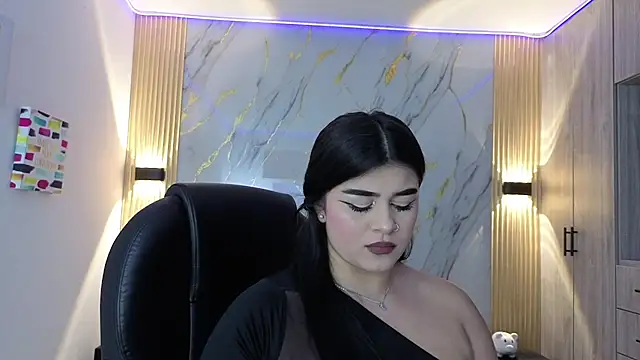 Kariina  69 online show from 12.23.25