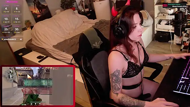 Snapshot of Horny_Makima chatting on 10.31.25 Horny Makima online show from 10.31.25