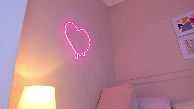  lucia 18 online show from 03.22.25