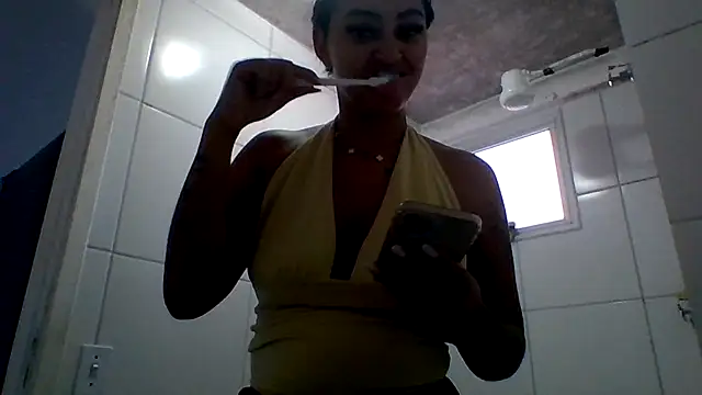 Snapshot of querida777 chatting on 07.17.26 querida777 online show from 07.17.26