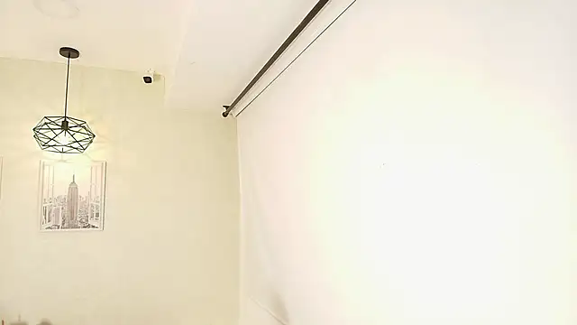 Snapshot of _Victoria_Collins chatting on 11.05.25 Victoria Collins online show from 11.05.25