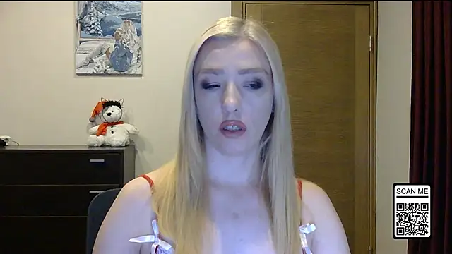 Wild Silk Desire online show from 12.01.25