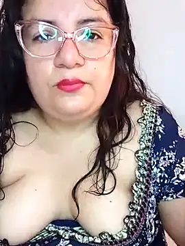 Snapshot of mystery_psique chatting on 04.19.26 mystery psique online show from 04.19.26