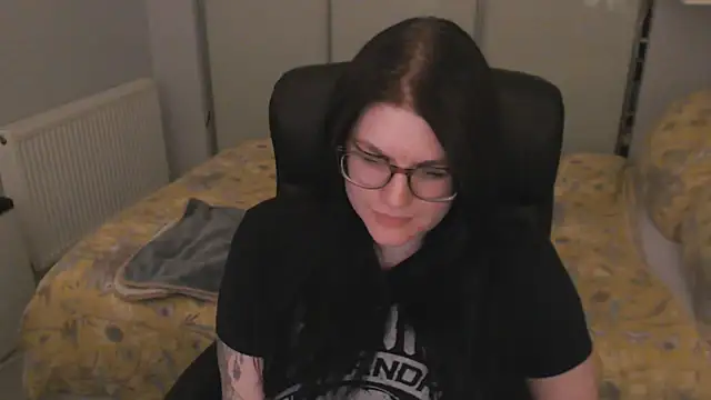 Snapshot of GothSuccubusBabe chatting on 04.17.26 GothSuccubusBabe online show from 04.17.26