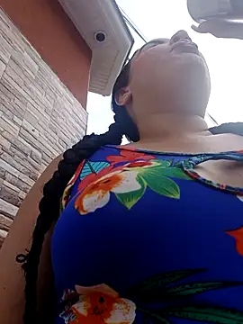 hotCOUPLEPETRA online show from 04.27.26