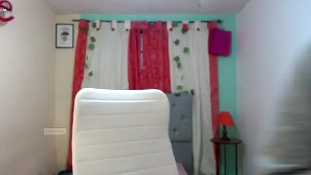 Snapshot of vale_miel chatting on 09.12.25 vale miel online show from 09.12.25