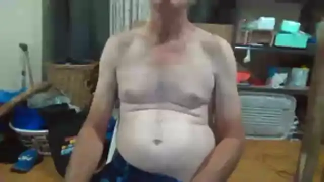 Lovyourpuss online show from 12.20.25